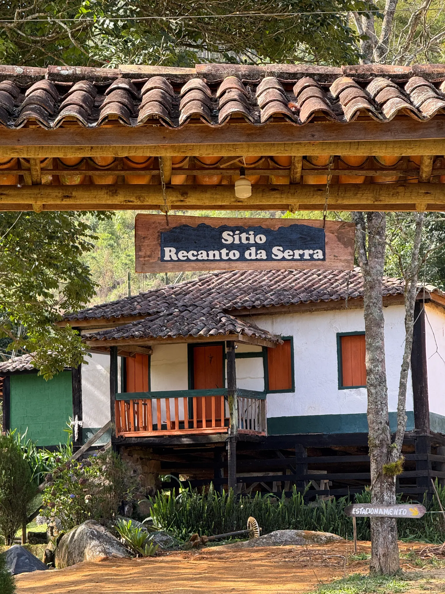Fachada tradicional do Sítio Recanto da Serra