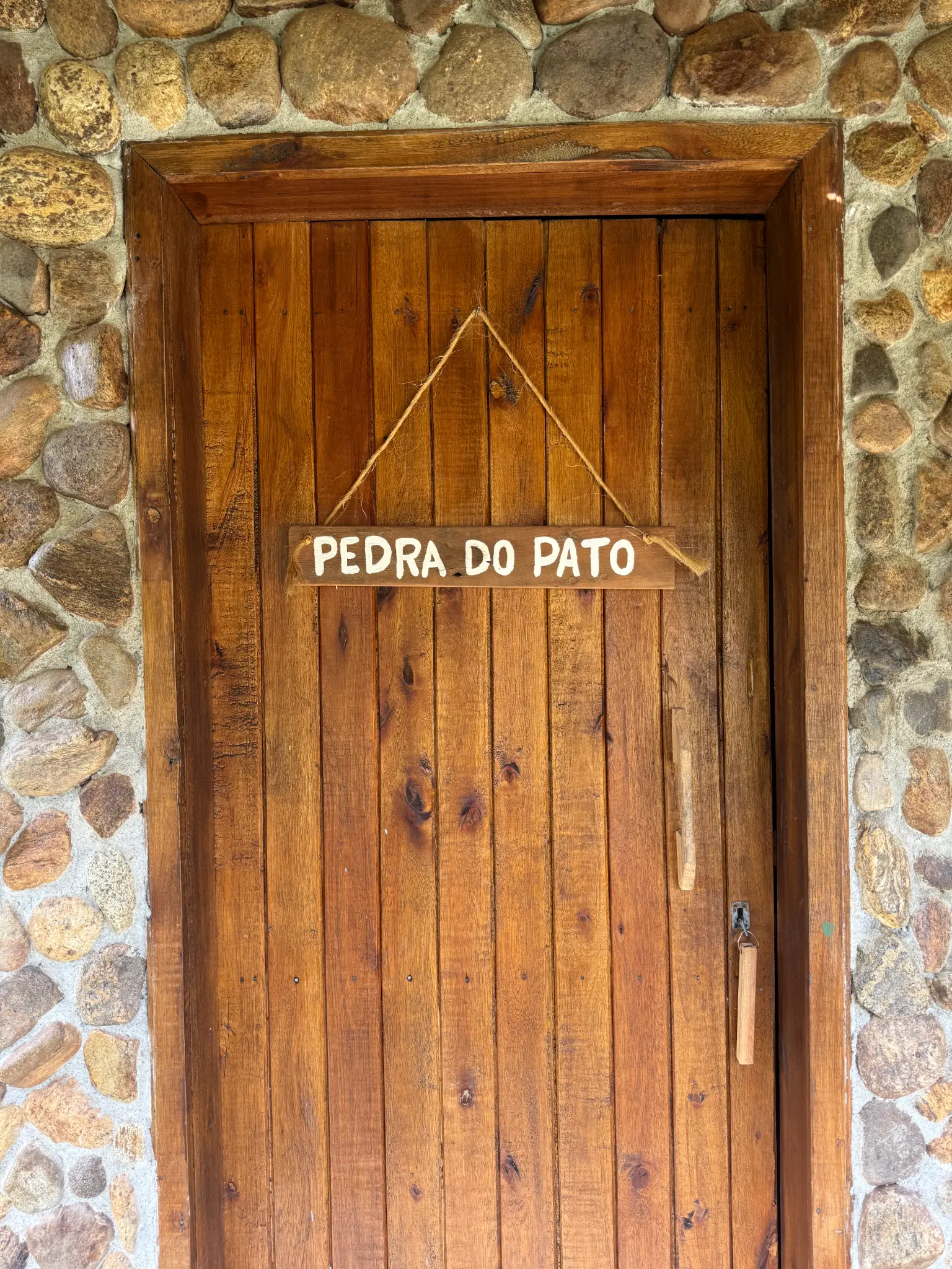 Entrada do chalé Pedra do Pato